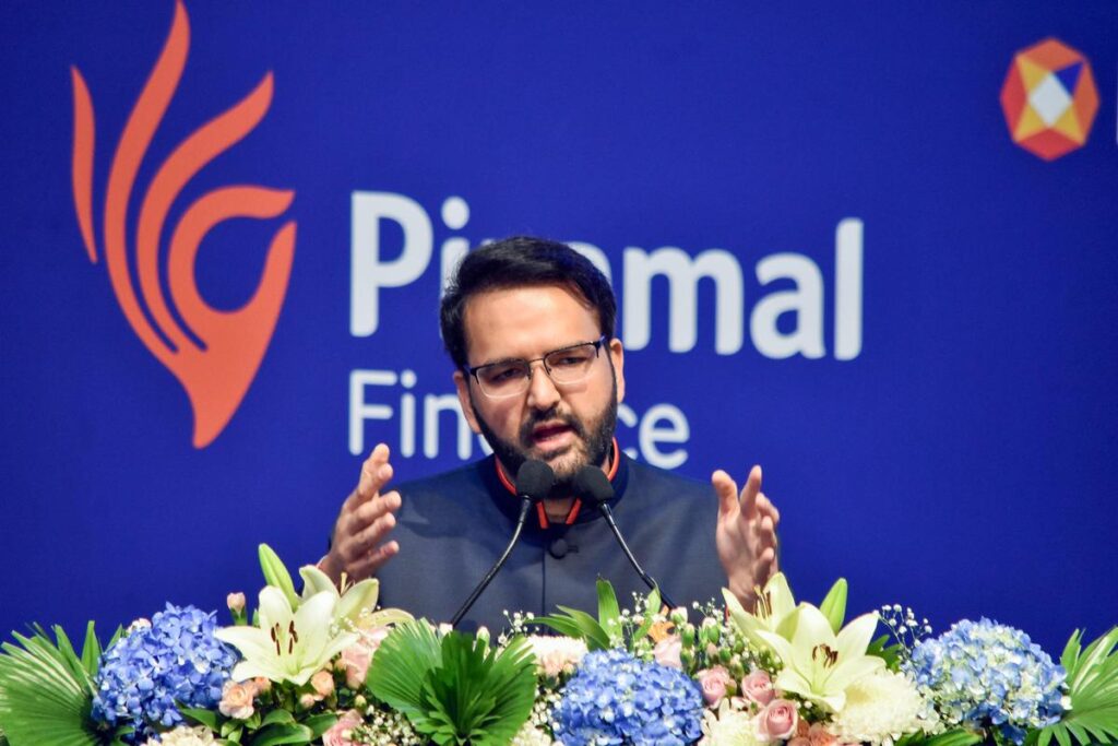 Piramal Finance to Sell Shriram Life Stake for ₹600 Crore
